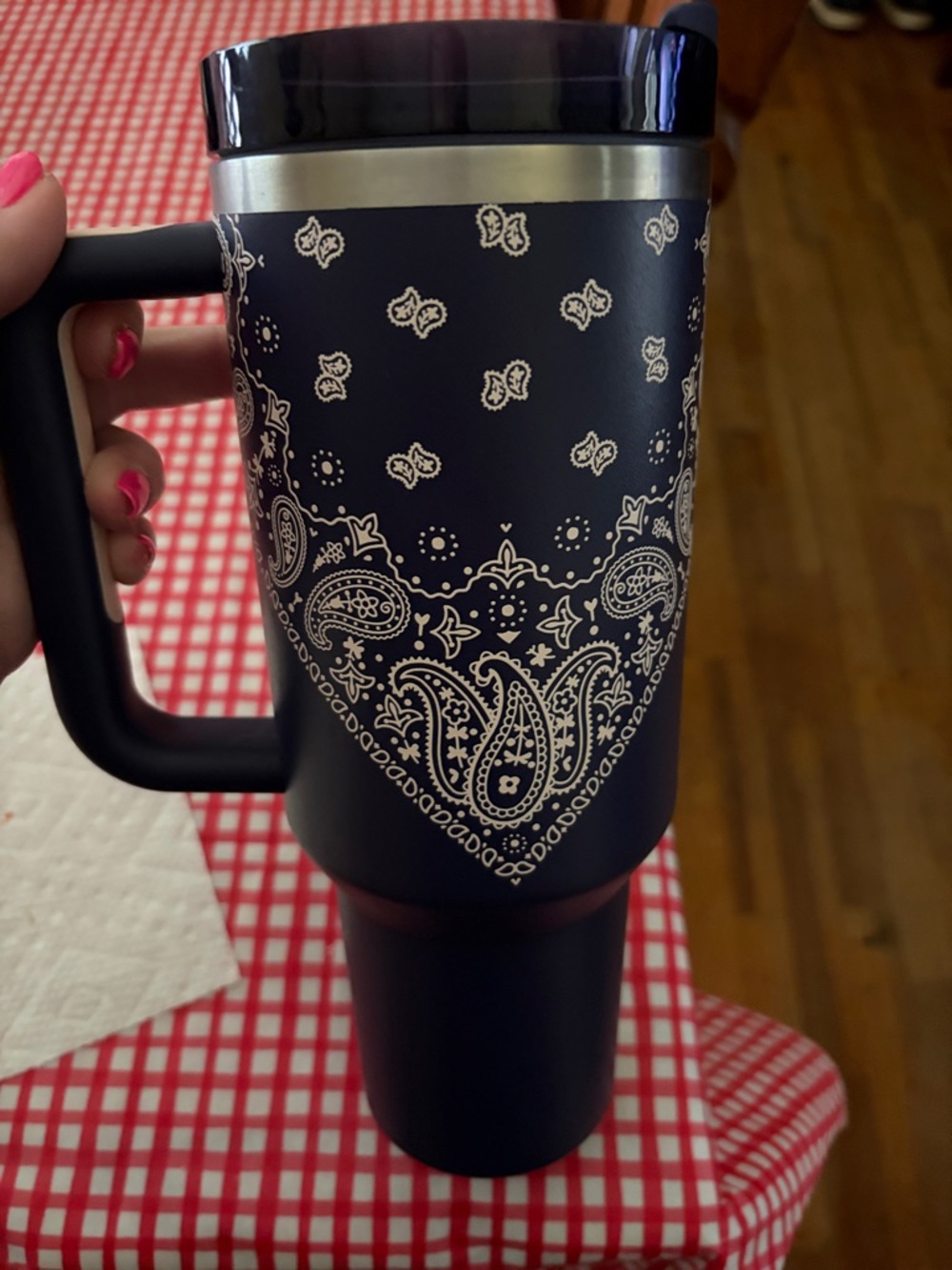 Stanley Blue Corn Paisley Pattern 40oz - Picture 4 of 5